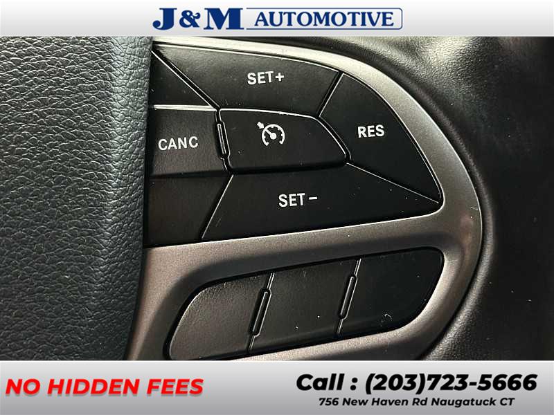 2020 Jeep Cherokee Latitude, available for sale in Naugatuck, Connecticut | J&M Automotive Sls&Svc LLC. Naugatuck, Connecticut 2020 Jeep Cherokee Latitude, available for sale in Naugatuck, Connecticut | J&M Automotive Sls&Svc LLC. Naugatuck, Connecticut