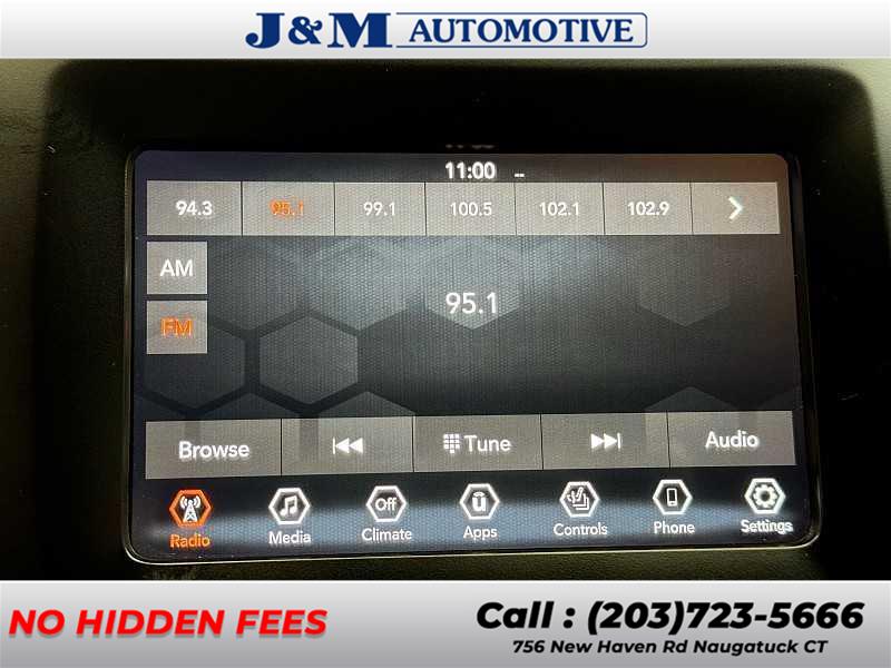 2020 Jeep Cherokee Latitude, available for sale in Naugatuck, Connecticut | J&M Automotive Sls&Svc LLC. Naugatuck, Connecticut 2020 Jeep Cherokee Latitude, available for sale in Naugatuck, Connecticut | J&M Automotive Sls&Svc LLC. Naugatuck, Connecticut
