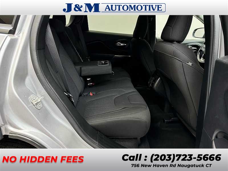 2020 Jeep Cherokee Latitude, available for sale in Naugatuck, Connecticut | J&M Automotive Sls&Svc LLC. Naugatuck, Connecticut 2020 Jeep Cherokee Latitude, available for sale in Naugatuck, Connecticut | J&M Automotive Sls&Svc LLC. Naugatuck, Connecticut