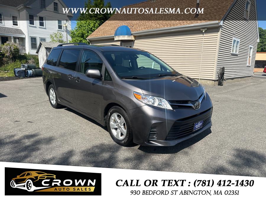 Used 2018 Toyota Sienna in Abington, Massachusetts | Crown Auto Sales. Abington, Massachusetts