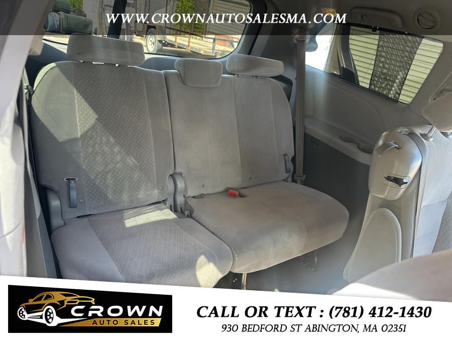 2018 Toyota Sienna LE FWD 8-Passenger (Natl), available for sale in Abington, Massachusetts | Crown Auto Sales. Abington, Massachusetts 2018 Toyota Sienna LE FWD 8-Passenger (Natl), available for sale in Abington, Massachusetts | Crown Auto Sales. Abington, Massachusetts