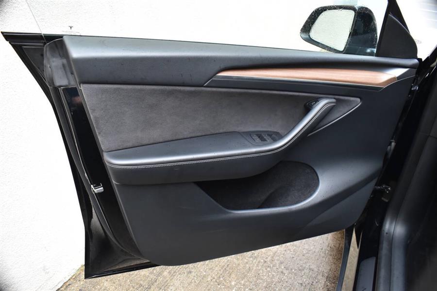 2023 Tesla Model y Long Range AWD 4dr Crossover, available for sale in Great Neck, New York | Camy Cars. Great Neck, New York 2023 Tesla Model y Long Range AWD 4dr Crossover, available for sale in Great Neck, New York | Camy Cars. Great Neck, New York