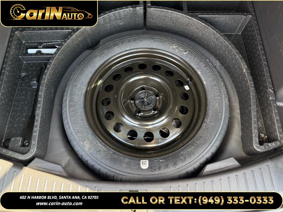 2015 Ford Escape FWD 4dr Titanium, available for sale in Santa Ana, California | Carin Auto. Santa Ana, California 2015 Ford Escape FWD 4dr Titanium, available for sale in Santa Ana, California | Carin Auto. Santa Ana, California