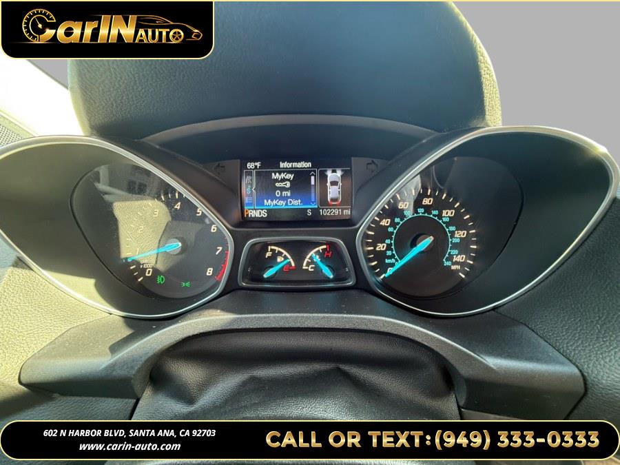2014 Ford Escape FWD 4dr Titanium, available for sale in Santa Ana, California | Carin Auto. Santa Ana, California 2014 Ford Escape FWD 4dr Titanium, available for sale in Santa Ana, California | Carin Auto. Santa Ana, California