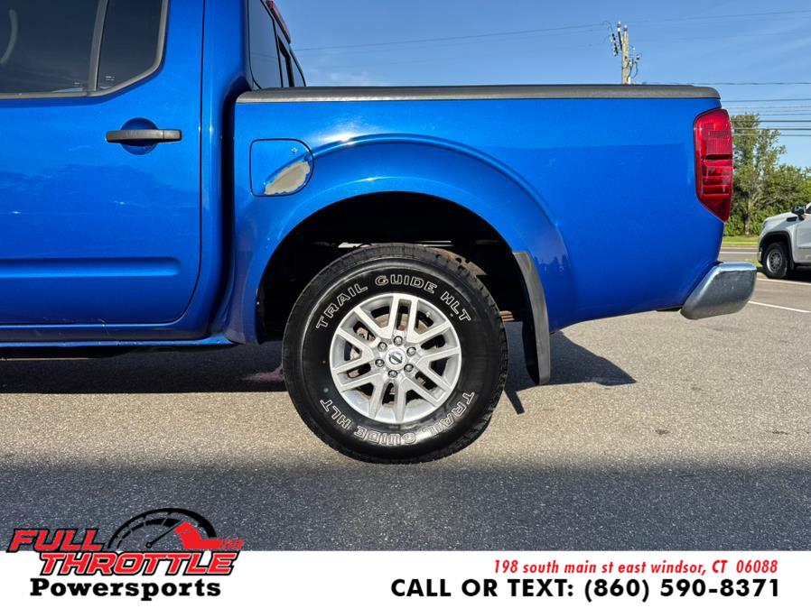 2015 Nissan Frontier 4WD Crew Cab SWB Auto PRO-4X, available for sale in East Windsor, Connecticut | Full Throttle Power Sports LLC. East Windsor, Connecticut 2015 Nissan Frontier 4WD Crew Cab SWB Auto PRO-4X, available for sale in East Windsor, Connecticut | Full Throttle Power Sports LLC. East Windsor, Connecticut