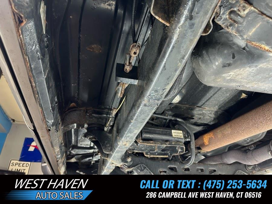 2004 Dodge Ram 1500 4dr Quad Cab 140.5" WB 4WD SLT, available for sale in West Haven, Connecticut | West Haven Auto Sales LLC. West Haven, Connecticut 2004 Dodge Ram 1500 4dr Quad Cab 140.5" WB 4WD SLT, available for sale in West Haven, Connecticut | West Haven Auto Sales LLC. West Haven, Connecticut