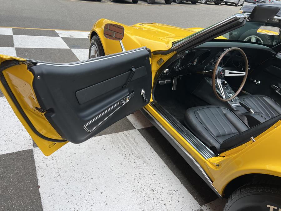 1969 Chevrolet Corvette Convertible, available for sale in Waterbury, Connecticut | National Auto Brokers, Inc.. Waterbury, Connecticut 1969 Chevrolet Corvette Convertible, available for sale in Waterbury, Connecticut | National Auto Brokers, Inc.. Waterbury, Connecticut