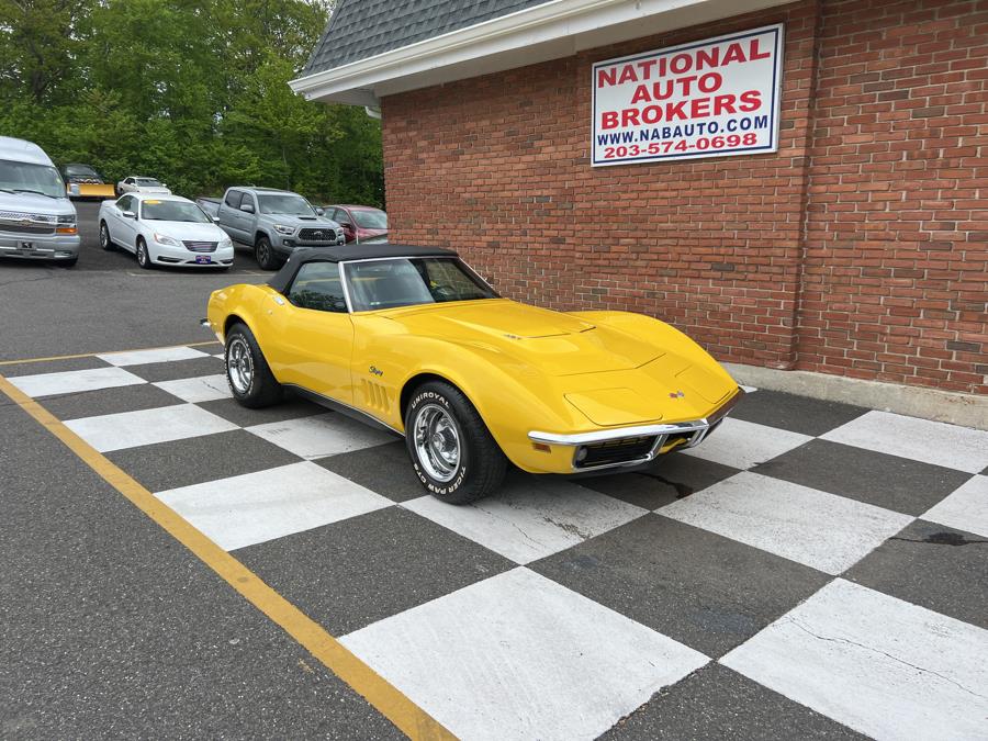 Used 1969 Chevrolet Corvette in Waterbury, Connecticut | National Auto Brokers, Inc.. Waterbury, Connecticut