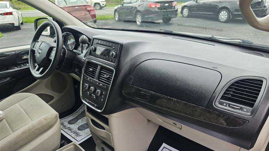 2012 Dodge Grand Caravan SXT 4dr Mini Van, available for sale in Wolcott, New York | Auto Hunter CNY. Wolcott, New York 2012 Dodge Grand Caravan SXT 4dr Mini Van, available for sale in Wolcott, New York | Auto Hunter CNY. Wolcott, New York