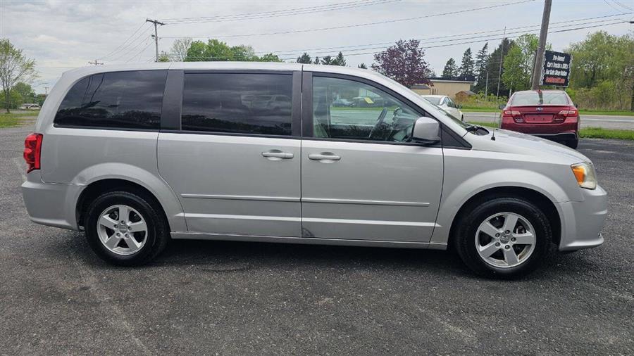 2012 Dodge Grand Caravan SXT 4dr Mini Van, available for sale in Wolcott, New York | Auto Hunter CNY. Wolcott, New York 2012 Dodge Grand Caravan SXT 4dr Mini Van, available for sale in Wolcott, New York | Auto Hunter CNY. Wolcott, New York