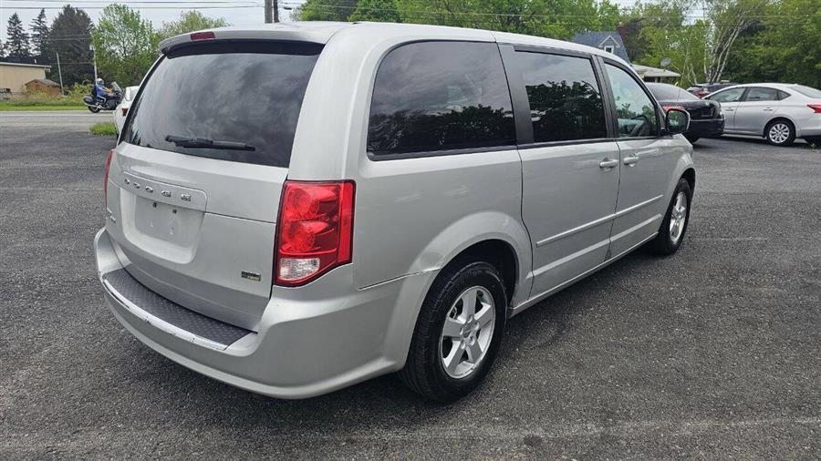 2012 Dodge Grand Caravan SXT 4dr Mini Van, available for sale in Wolcott, New York | Auto Hunter CNY. Wolcott, New York 2012 Dodge Grand Caravan SXT 4dr Mini Van, available for sale in Wolcott, New York | Auto Hunter CNY. Wolcott, New York