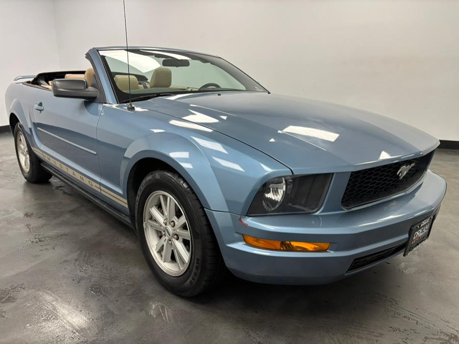 2006 Ford Mustang 2dr Conv Premium, available for sale in Elizabeth, New Jersey | Dream Auto Group. Elizabeth, New Jersey 2006 Ford Mustang 2dr Conv Premium, available for sale in Elizabeth, New Jersey | Dream Auto Group. Elizabeth, New Jersey