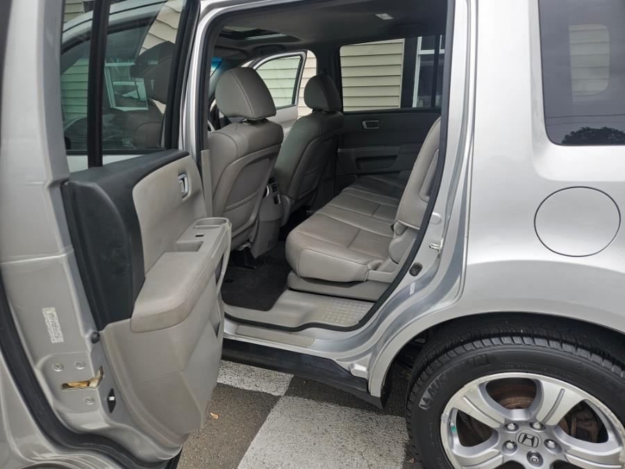 2012 Honda Pilot 4WD 4dr EX-L, available for sale in Ansonia, Connecticut | Ansonia Auto Park LLC. Ansonia, Connecticut 2012 Honda Pilot 4WD 4dr EX-L, available for sale in Ansonia, Connecticut | Ansonia Auto Park LLC. Ansonia, Connecticut