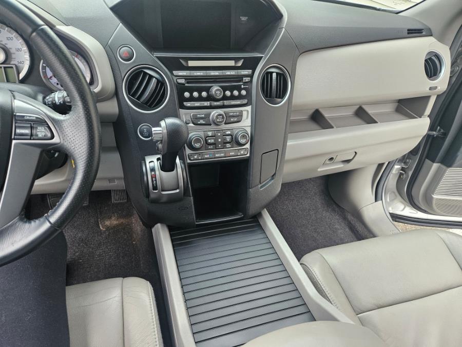 2012 Honda Pilot 4WD 4dr EX-L, available for sale in Ansonia, Connecticut | Ansonia Auto Park LLC. Ansonia, Connecticut 2012 Honda Pilot 4WD 4dr EX-L, available for sale in Ansonia, Connecticut | Ansonia Auto Park LLC. Ansonia, Connecticut