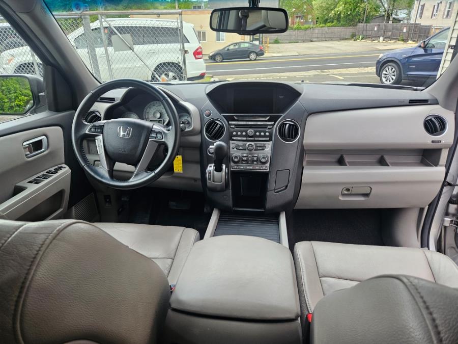 2012 Honda Pilot 4WD 4dr EX-L, available for sale in Ansonia, Connecticut | Ansonia Auto Park LLC. Ansonia, Connecticut 2012 Honda Pilot 4WD 4dr EX-L, available for sale in Ansonia, Connecticut | Ansonia Auto Park LLC. Ansonia, Connecticut