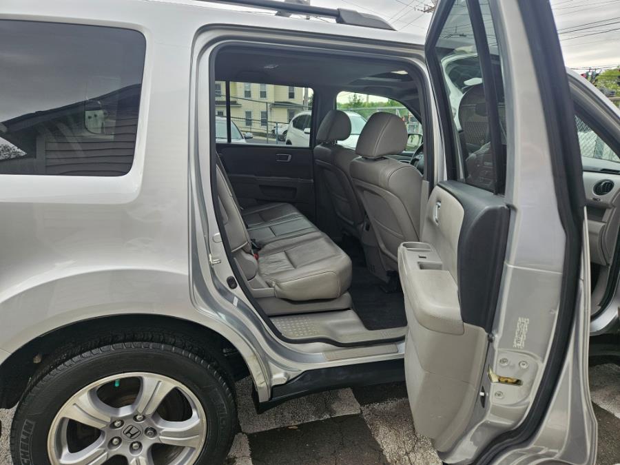 2012 Honda Pilot 4WD 4dr EX-L, available for sale in Ansonia, Connecticut | Ansonia Auto Park LLC. Ansonia, Connecticut 2012 Honda Pilot 4WD 4dr EX-L, available for sale in Ansonia, Connecticut | Ansonia Auto Park LLC. Ansonia, Connecticut