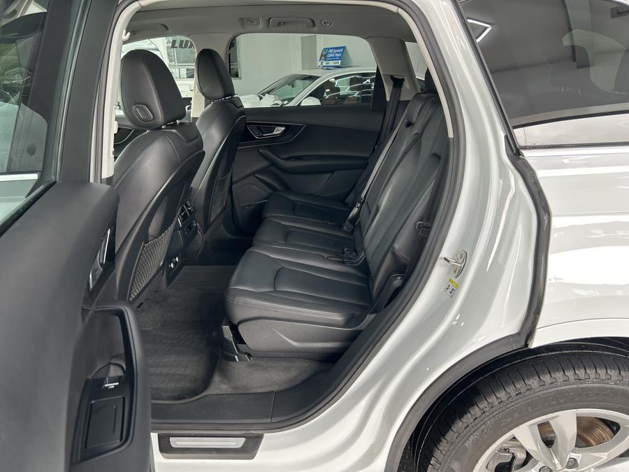 2019 Audi Q7 Premium Plus 55 TFSI quattro, available for sale in Jersey City, New Jersey | Luxe Auto Galleria. Jersey City, New Jersey 2019 Audi Q7 Premium Plus 55 TFSI quattro, available for sale in Jersey City, New Jersey | Luxe Auto Galleria. Jersey City, New Jersey