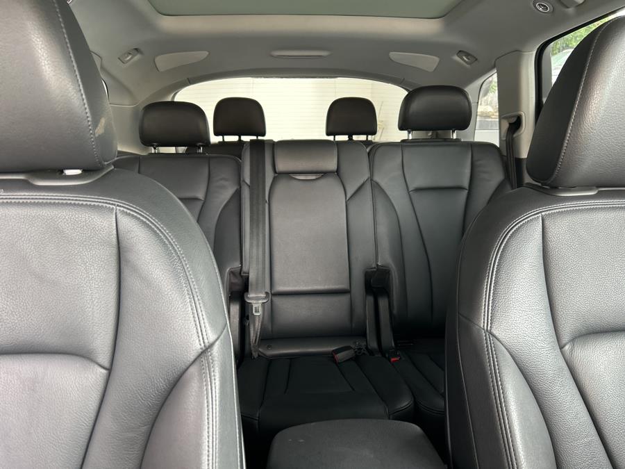 2019 Audi Q7 Premium Plus 55 TFSI quattro, available for sale in Jersey City, New Jersey | Luxe Auto Galleria. Jersey City, New Jersey 2019 Audi Q7 Premium Plus 55 TFSI quattro, available for sale in Jersey City, New Jersey | Luxe Auto Galleria. Jersey City, New Jersey