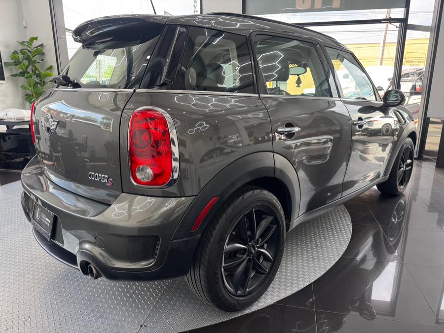 2013 MINI Cooper Countryman AWD 4dr S ALL4, available for sale in Jersey City, New Jersey | Luxe Auto Galleria. Jersey City, New Jersey 2013 MINI Cooper Countryman AWD 4dr S ALL4, available for sale in Jersey City, New Jersey | Luxe Auto Galleria. Jersey City, New Jersey