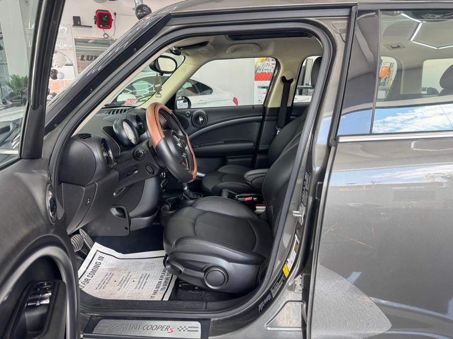 2013 MINI Cooper Countryman AWD 4dr S ALL4, available for sale in Jersey City, New Jersey | Luxe Auto Galleria. Jersey City, New Jersey 2013 MINI Cooper Countryman AWD 4dr S ALL4, available for sale in Jersey City, New Jersey | Luxe Auto Galleria. Jersey City, New Jersey