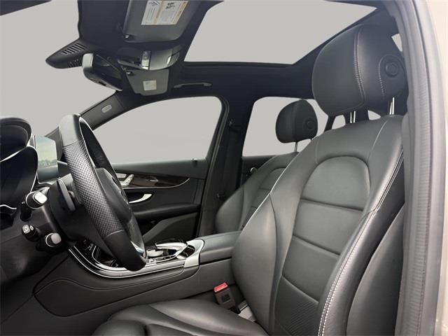 2019 Mercedes-benz Glc GLC 300, available for sale in Stratford, Connecticut | Wiz Leasing Inc. Stratford, Connecticut 2019 Mercedes-benz Glc GLC 300, available for sale in Stratford, Connecticut | Wiz Leasing Inc. Stratford, Connecticut