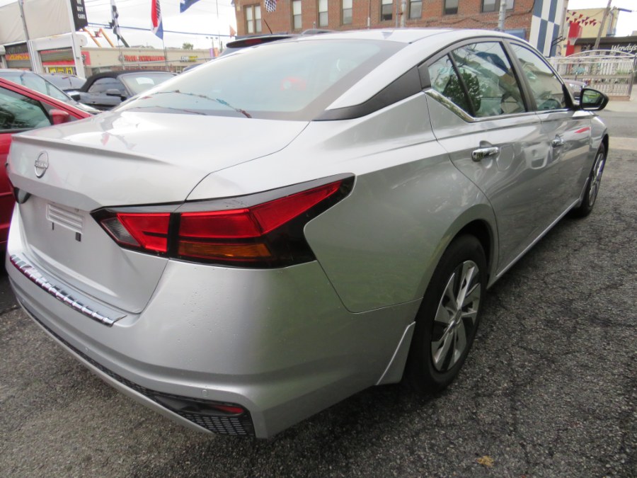 2024 Nissan Altima 2.5 S Sedan, available for sale in Middle Village, New York | Road Masters II INC. Middle Village, New York 2024 Nissan Altima 2.5 S Sedan, available for sale in Middle Village, New York | Road Masters II INC. Middle Village, New York