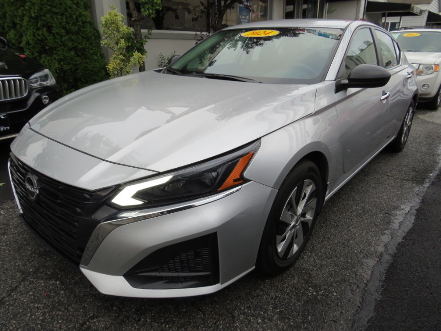 2024 Nissan Altima 2.5 S Sedan, available for sale in Middle Village, New York | Road Masters II INC. Middle Village, New York 2024 Nissan Altima 2.5 S Sedan, available for sale in Middle Village, New York | Road Masters II INC. Middle Village, New York