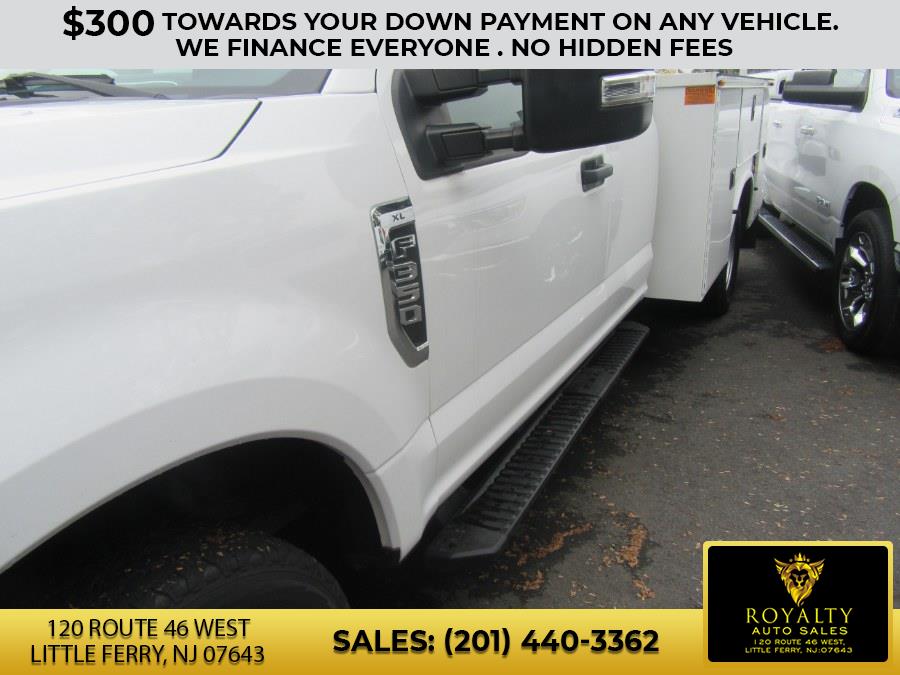 2017 Ford Super Duty F-350 DRW XLT SuperCab 168" WB 60" CA, available for sale in Little Ferry, New Jersey | Royalty Auto Sales. Little Ferry, New Jersey 2017 Ford Super Duty F-350 DRW XLT SuperCab 168" WB 60" CA, available for sale in Little Ferry, New Jersey | Royalty Auto Sales. Little Ferry, New Jersey