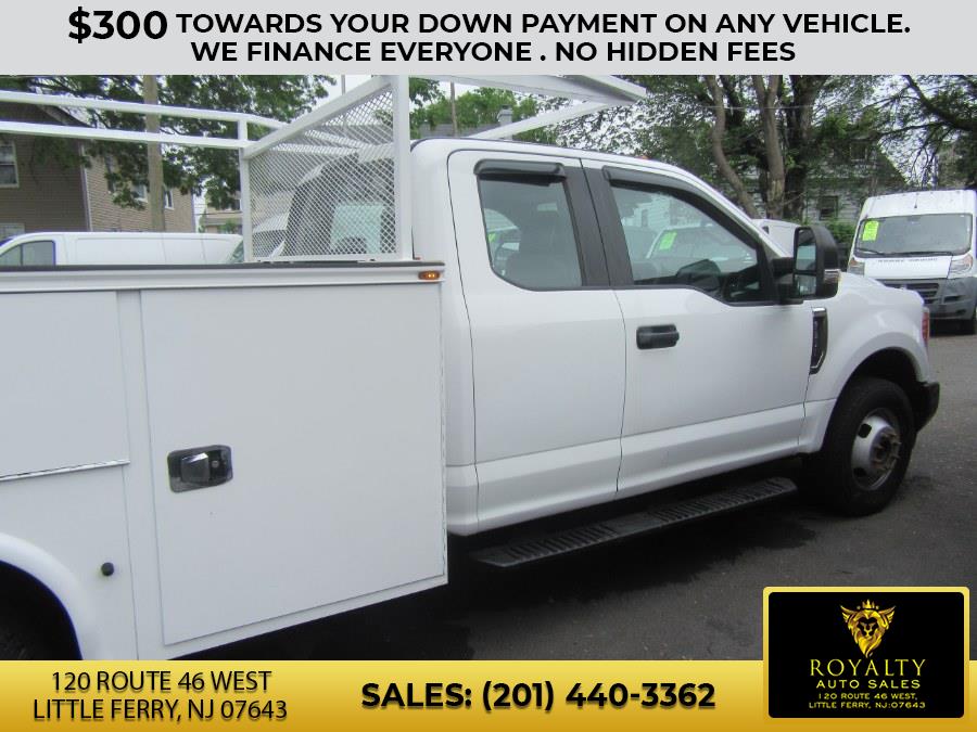 2017 Ford Super Duty F-350 DRW XLT SuperCab 168" WB 60" CA, available for sale in Little Ferry, New Jersey | Royalty Auto Sales. Little Ferry, New Jersey 2017 Ford Super Duty F-350 DRW XLT SuperCab 168" WB 60" CA, available for sale in Little Ferry, New Jersey | Royalty Auto Sales. Little Ferry, New Jersey