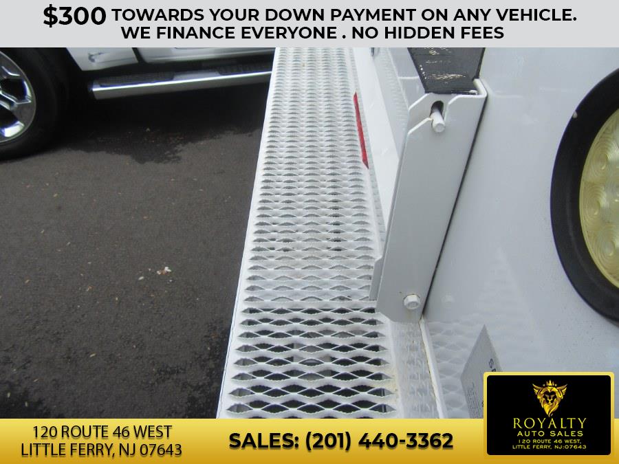 2017 Ford Super Duty F-350 DRW XLT SuperCab 168" WB 60" CA, available for sale in Little Ferry, New Jersey | Royalty Auto Sales. Little Ferry, New Jersey 2017 Ford Super Duty F-350 DRW XLT SuperCab 168" WB 60" CA, available for sale in Little Ferry, New Jersey | Royalty Auto Sales. Little Ferry, New Jersey