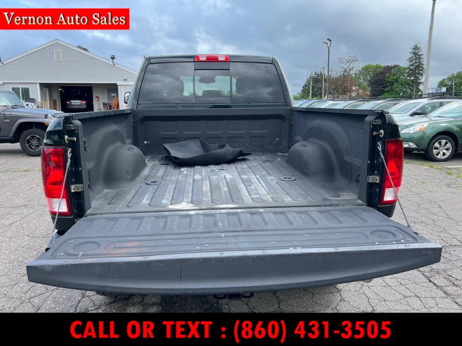 2017 Ram 3500 Big Horn 4x4 Crew Cab SLT, available for sale in Manchester, Connecticut | Vernon Auto Sale & Service. Manchester, Connecticut 2017 Ram 3500 Big Horn 4x4 Crew Cab SLT, available for sale in Manchester, Connecticut | Vernon Auto Sale & Service. Manchester, Connecticut