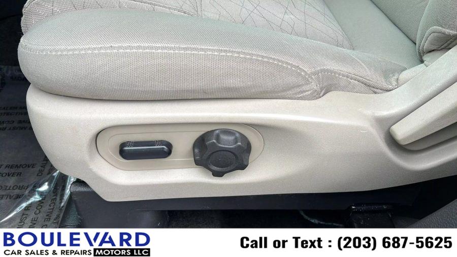 2015 Ford Explorer Sport Utility 4D, available for sale in New Haven, Connecticut | Boulevard Motors LLC. New Haven, Connecticut 2015 Ford Explorer Sport Utility 4D, available for sale in New Haven, Connecticut | Boulevard Motors LLC. New Haven, Connecticut
