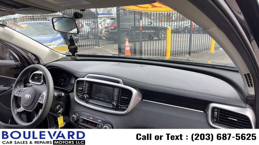 2019 Kia Sorento LX Sport Utility 4D, available for sale in New Haven, Connecticut | Boulevard Motors LLC. New Haven, Connecticut 2019 Kia Sorento LX Sport Utility 4D, available for sale in New Haven, Connecticut | Boulevard Motors LLC. New Haven, Connecticut