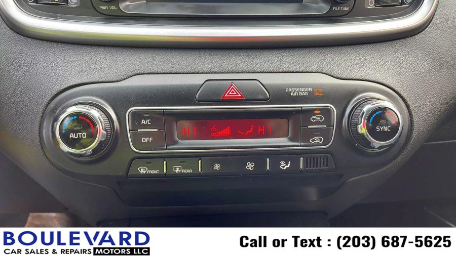 2019 Kia Sorento LX Sport Utility 4D, available for sale in New Haven, Connecticut | Boulevard Motors LLC. New Haven, Connecticut 2019 Kia Sorento LX Sport Utility 4D, available for sale in New Haven, Connecticut | Boulevard Motors LLC. New Haven, Connecticut