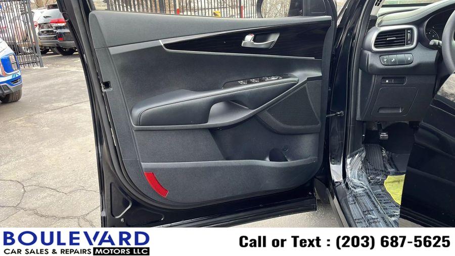 2019 Kia Sorento LX Sport Utility 4D, available for sale in New Haven, Connecticut | Boulevard Motors LLC. New Haven, Connecticut 2019 Kia Sorento LX Sport Utility 4D, available for sale in New Haven, Connecticut | Boulevard Motors LLC. New Haven, Connecticut
