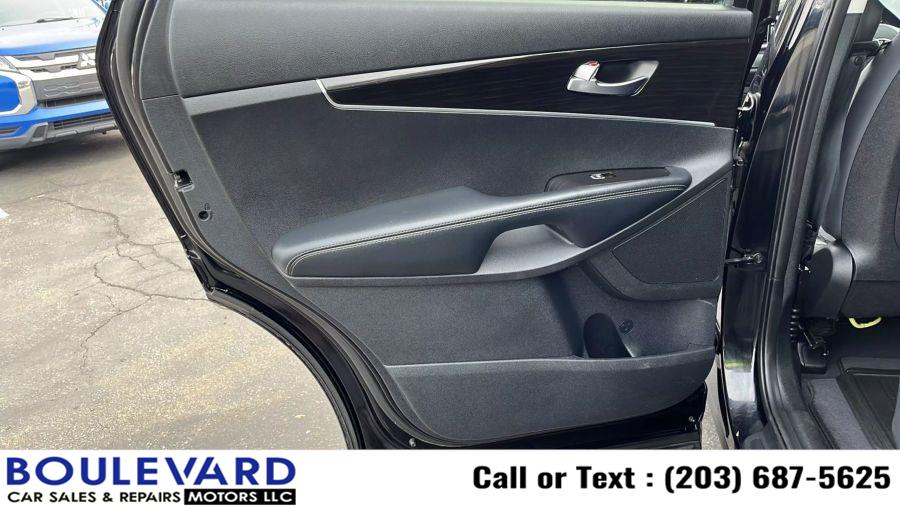 2019 Kia Sorento LX Sport Utility 4D, available for sale in New Haven, Connecticut | Boulevard Motors LLC. New Haven, Connecticut 2019 Kia Sorento LX Sport Utility 4D, available for sale in New Haven, Connecticut | Boulevard Motors LLC. New Haven, Connecticut
