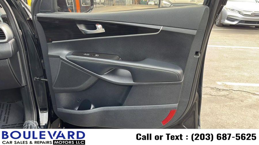 2019 Kia Sorento LX Sport Utility 4D, available for sale in New Haven, Connecticut | Boulevard Motors LLC. New Haven, Connecticut 2019 Kia Sorento LX Sport Utility 4D, available for sale in New Haven, Connecticut | Boulevard Motors LLC. New Haven, Connecticut