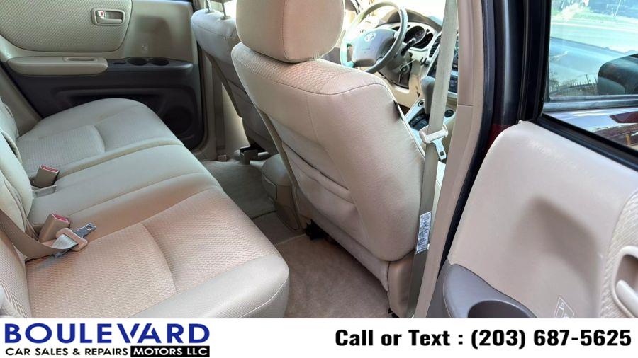 2007 Toyota Highlander Sport Utility 4D, available for sale in New Haven, Connecticut | Boulevard Motors LLC. New Haven, Connecticut 2007 Toyota Highlander Sport Utility 4D, available for sale in New Haven, Connecticut | Boulevard Motors LLC. New Haven, Connecticut