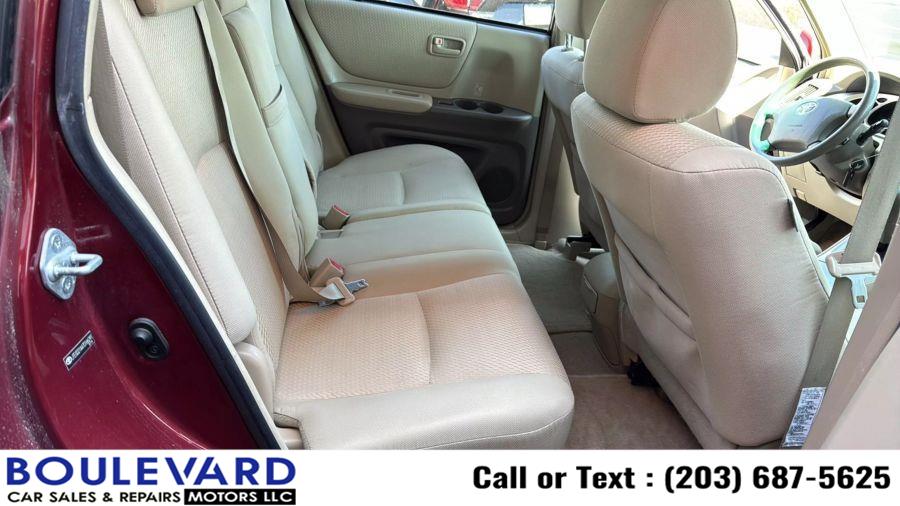 2007 Toyota Highlander Sport Utility 4D, available for sale in New Haven, Connecticut | Boulevard Motors LLC. New Haven, Connecticut 2007 Toyota Highlander Sport Utility 4D, available for sale in New Haven, Connecticut | Boulevard Motors LLC. New Haven, Connecticut
