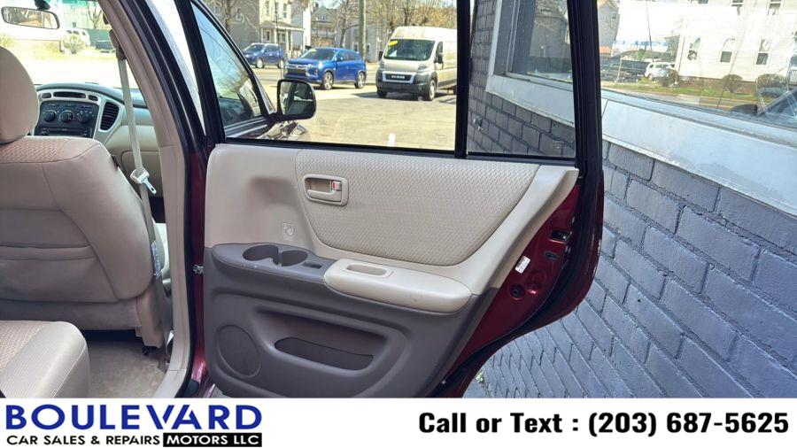 2007 Toyota Highlander Sport Utility 4D, available for sale in New Haven, Connecticut | Boulevard Motors LLC. New Haven, Connecticut 2007 Toyota Highlander Sport Utility 4D, available for sale in New Haven, Connecticut | Boulevard Motors LLC. New Haven, Connecticut