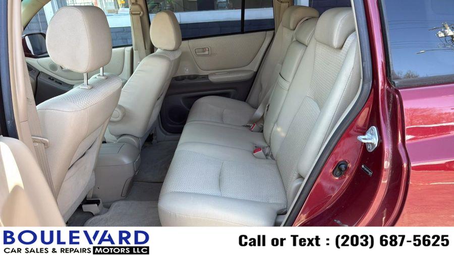 2007 Toyota Highlander Sport Utility 4D, available for sale in New Haven, Connecticut | Boulevard Motors LLC. New Haven, Connecticut 2007 Toyota Highlander Sport Utility 4D, available for sale in New Haven, Connecticut | Boulevard Motors LLC. New Haven, Connecticut