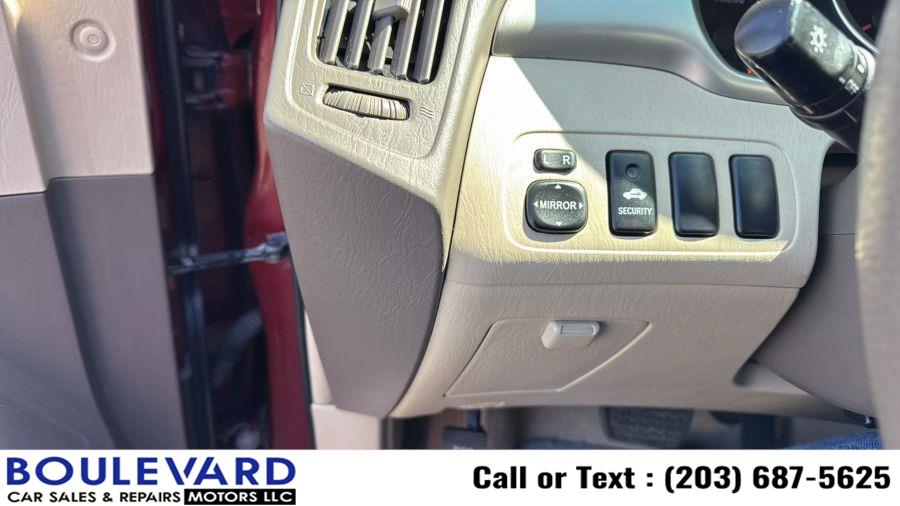 2007 Toyota Highlander Sport Utility 4D, available for sale in New Haven, Connecticut | Boulevard Motors LLC. New Haven, Connecticut 2007 Toyota Highlander Sport Utility 4D, available for sale in New Haven, Connecticut | Boulevard Motors LLC. New Haven, Connecticut