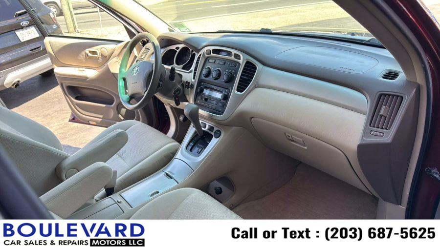 2007 Toyota Highlander Sport Utility 4D, available for sale in New Haven, Connecticut | Boulevard Motors LLC. New Haven, Connecticut 2007 Toyota Highlander Sport Utility 4D, available for sale in New Haven, Connecticut | Boulevard Motors LLC. New Haven, Connecticut