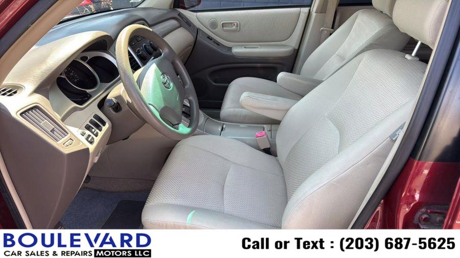 2007 Toyota Highlander Sport Utility 4D, available for sale in New Haven, Connecticut | Boulevard Motors LLC. New Haven, Connecticut 2007 Toyota Highlander Sport Utility 4D, available for sale in New Haven, Connecticut | Boulevard Motors LLC. New Haven, Connecticut