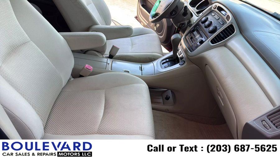 2007 Toyota Highlander Sport Utility 4D, available for sale in New Haven, Connecticut | Boulevard Motors LLC. New Haven, Connecticut 2007 Toyota Highlander Sport Utility 4D, available for sale in New Haven, Connecticut | Boulevard Motors LLC. New Haven, Connecticut