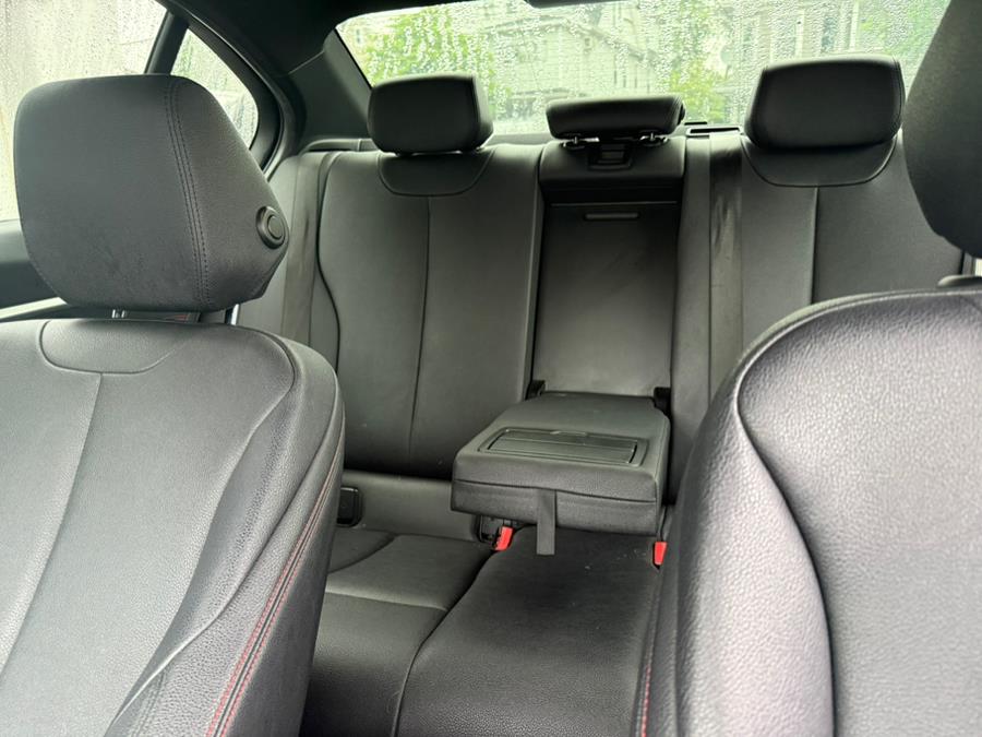 2018 BMW 3 Series 330i xDrive Sedan, available for sale in Bridgeport, Connecticut | CT Auto. Bridgeport, Connecticut 2018 BMW 3 Series 330i xDrive Sedan, available for sale in Bridgeport, Connecticut | CT Auto. Bridgeport, Connecticut