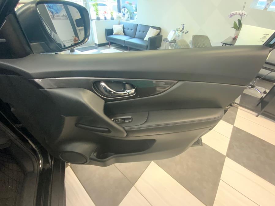 2018 Nissan Rogue AWD SV, available for sale in Hartford, Connecticut | Franklin Motors Auto Sales LLC. Hartford, Connecticut 2018 Nissan Rogue AWD SV, available for sale in Hartford, Connecticut | Franklin Motors Auto Sales LLC. Hartford, Connecticut