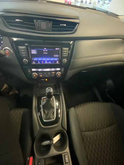2018 Nissan Rogue AWD SV, available for sale in Hartford, Connecticut | Franklin Motors Auto Sales LLC. Hartford, Connecticut 2018 Nissan Rogue AWD SV, available for sale in Hartford, Connecticut | Franklin Motors Auto Sales LLC. Hartford, Connecticut