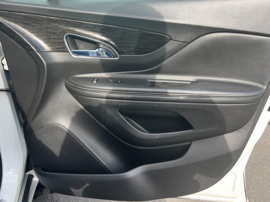 2015 Buick Encore AWD 4dr, available for sale in Bristol, Connecticut | Bristol Auto Center LLC. Bristol, Connecticut 2015 Buick Encore AWD 4dr, available for sale in Bristol, Connecticut | Bristol Auto Center LLC. Bristol, Connecticut