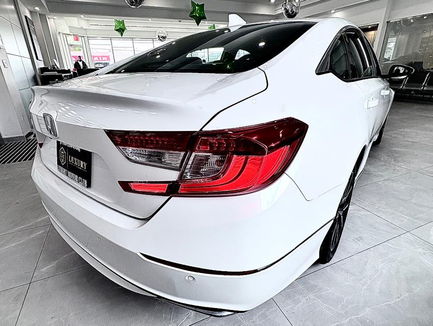 2022 Honda Accord Sedan EX-L 1.5T CVT, available for sale in Franklin Square, New York | Luxury Motor Club. Franklin Square, New York 2022 Honda Accord Sedan EX-L 1.5T CVT, available for sale in Franklin Square, New York | Luxury Motor Club. Franklin Square, New York